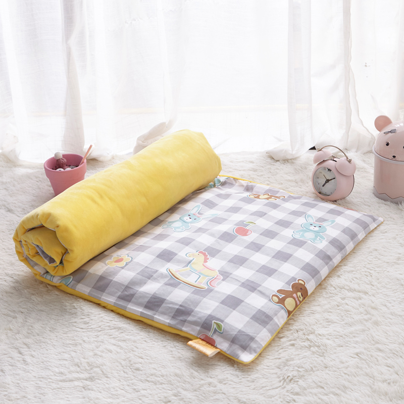 Mẫu giáo nệm bông và cashmere đệm bao gồm bốn mùa nệm giường trẻ em bé ngủ trưa cot lụa đệm lõi - Nệm cao su tổng hợp