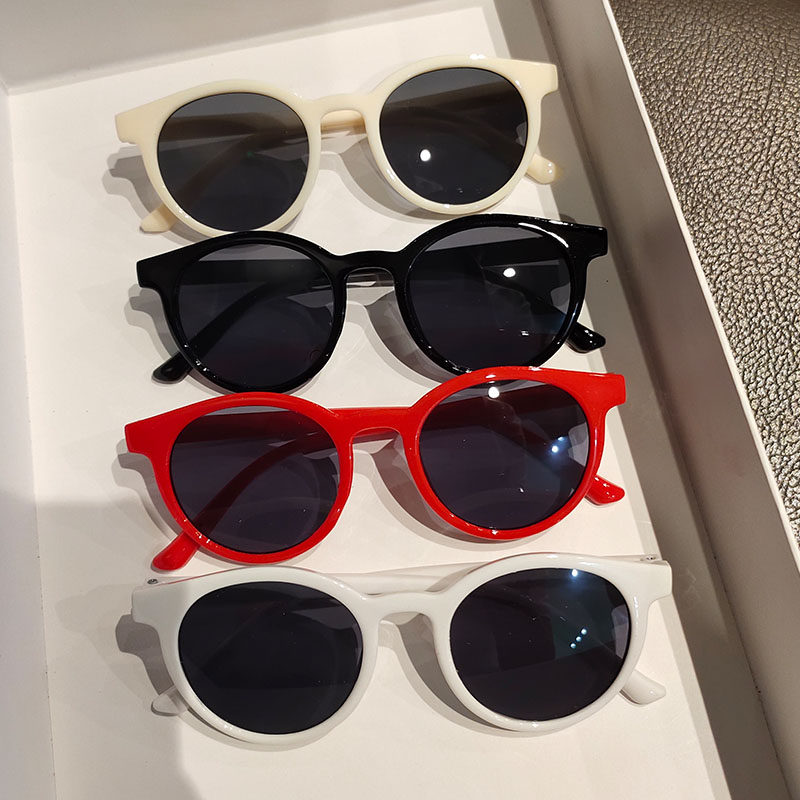 Children's sunglasses male and female children casual 100 hitch-shaped glasses parenting stylish sunglasses kid walking show glasses summer