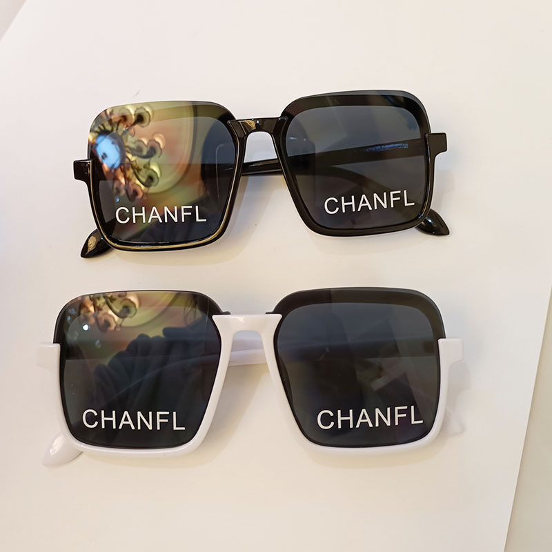 Personality Print Letter Children Sun Glasses Male Girl Resistant UV Cool Baby Glasses Tide Boy Sunglasses Fashion