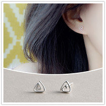 925 Pure Silver Geometric Small Earnail Female Korea Triangle Personality Brief 100 Lapped Temperament Anti-Allergy Internet Red Creative Tide