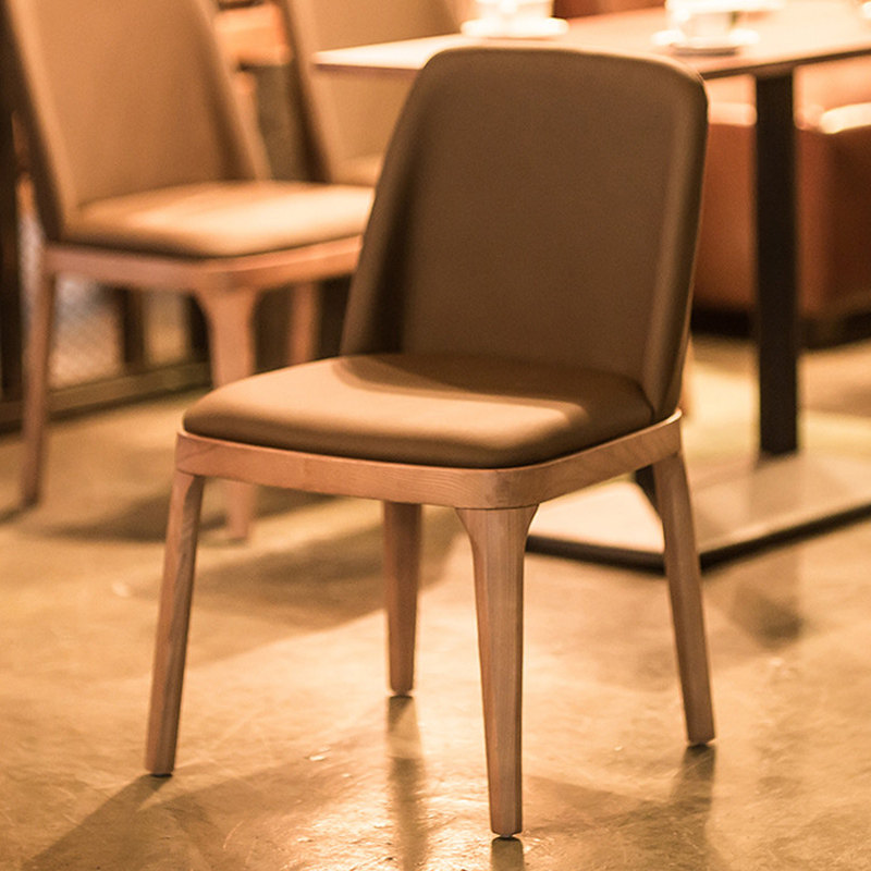 Solid wood theme restaurantWestern restaurantDining barFood shopHot potBarbecueGrilled fishJapanese food shopRestaurant dining table and chair combination