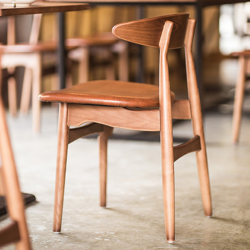 Solid wood dining chair theme tea house restaurant Japanese cuisine catering Sichuan Hunan restaurant restaurant hot pot restaurant dining table and chair combination