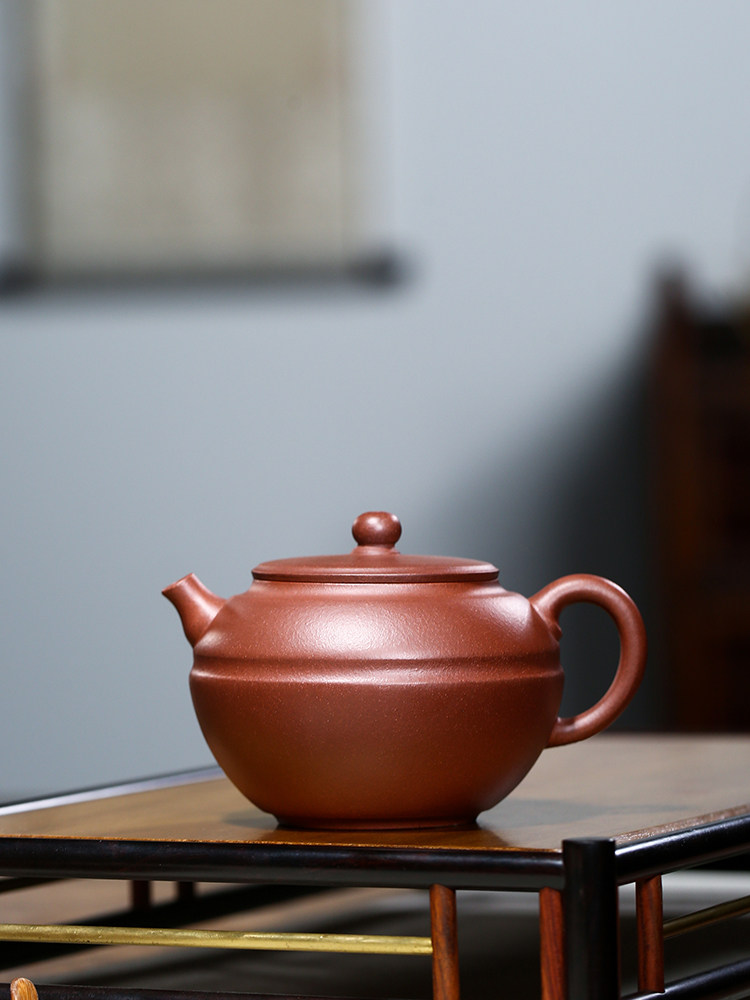 Yixing purple sand pot Pure handmade tea pot Household set Gongfu tea Purple mud clear water mud giant wheel beads