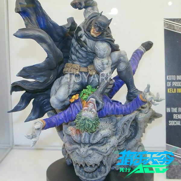 Pre - Book Surf Batman Batman Clown 1 8 Diorama Model