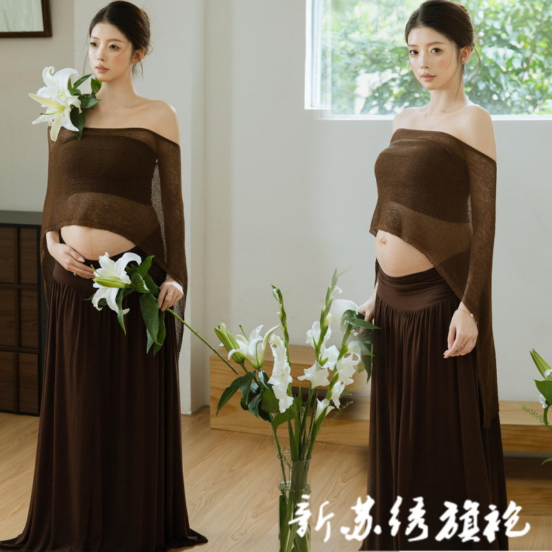 Maternity Photography Outfit: One-Shoulder Knit Set, Elegant and Simple Style, Atmospheric Indoor Photoshoot Dress Maternity Photography Outfit: One-Shoulder Knit Set, Elegant and Simple Style, Atmospheric Indoor Photoshoot Dress