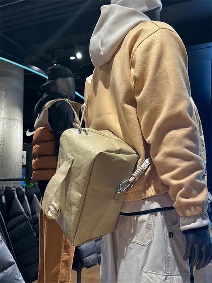 Nike 멤버십 리미트 에디션 남성과 여성, One-Shoulder Sports Fitness Storage 눈길을 끄는 가방 BG047-200A