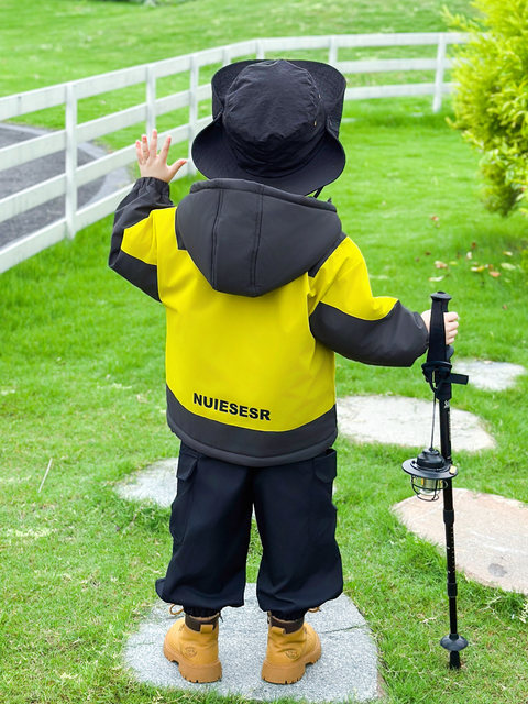 Boys' Fleece-Lined Jacket, Autumn and Winter 2026 New Model, Children's Winter Jacket, Baby Thickened Padded Parka Cotton Coat