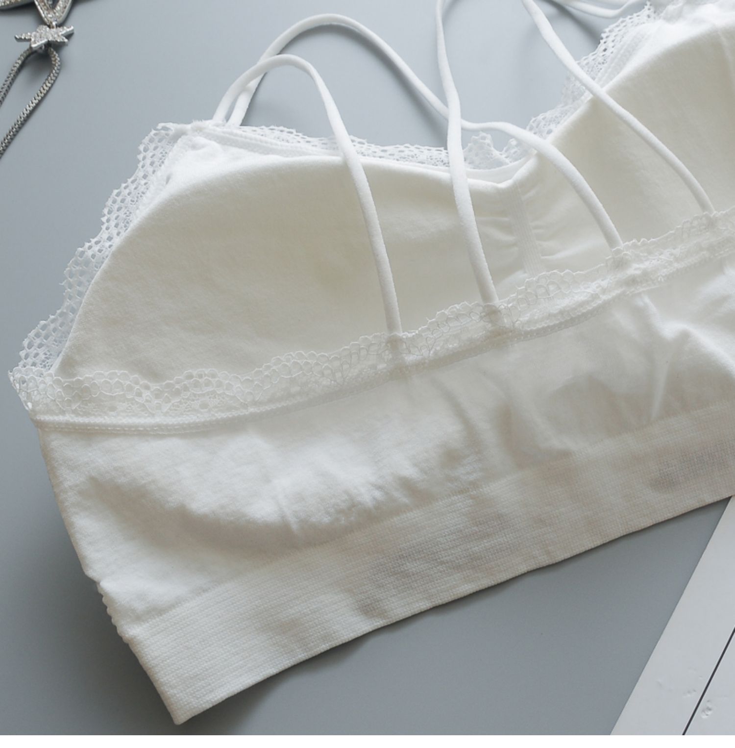 Ren quấn ngực chạm đáy ống top vest nữ bên trong học sinh chống chiếu sáng áo ngực thể thao làm đẹp trở lại đồ lót - Ống áo lót nâng ngực