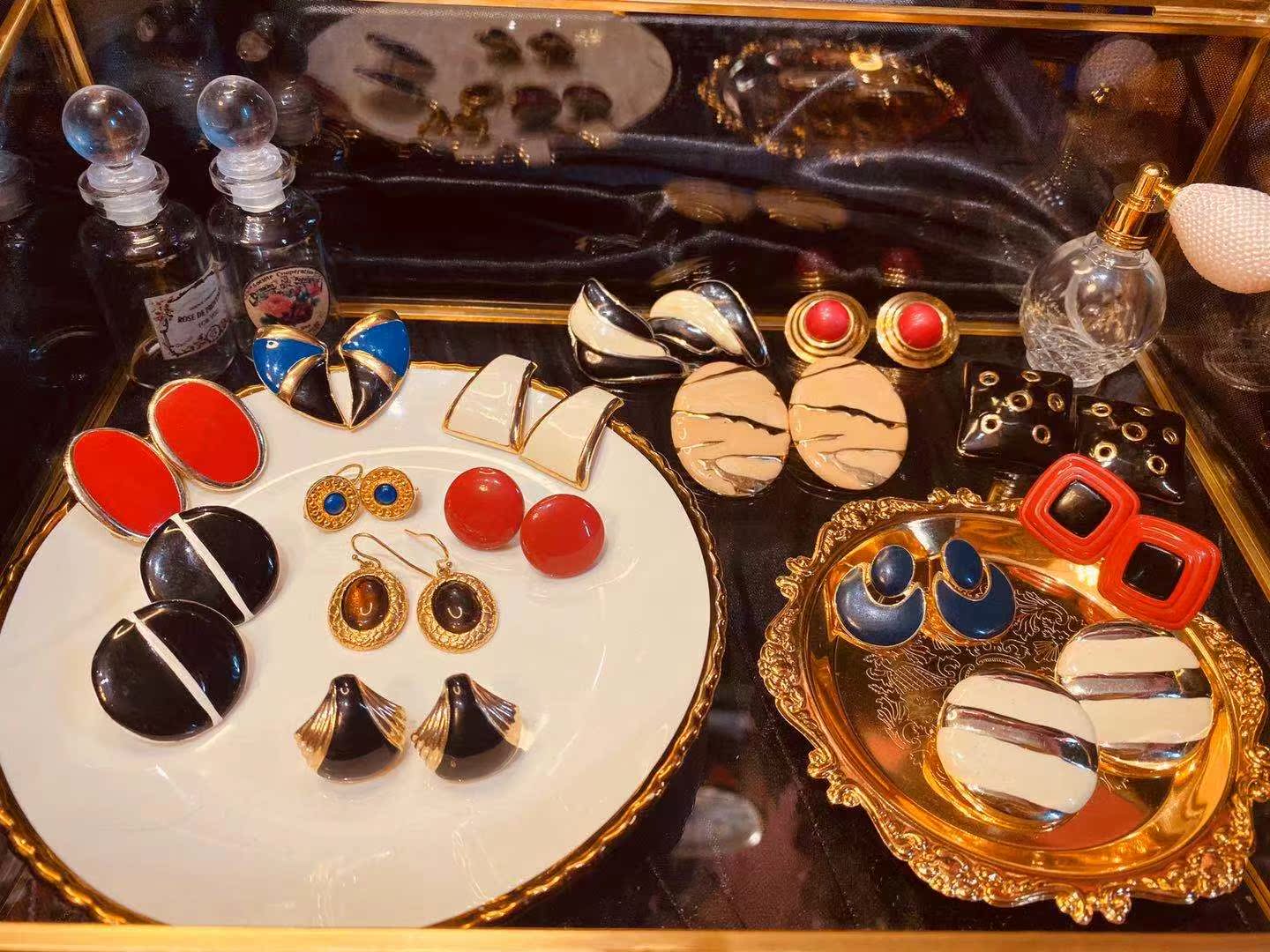 (Millionaire Bean) Vintage Earrings American Enamel Vintage Vintage Jewelry Ear Clips Ear Pins Europe (16)