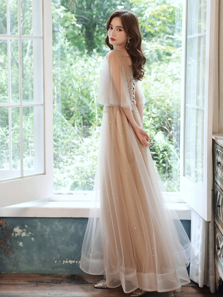 Evening dress for elementary school students, piano, long skirt, starry sky, nail sequins Evening dress for elementary school students, piano, long skirt, starry sky, nail sequins