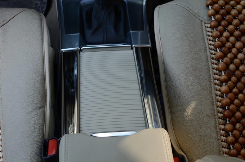 Dành riêng cho Volvo S60L XC60 V60 sửa đổi nội thất điều khiển trung tâm phụ kiện trang trí dải trang trí tự động thảm ô tô nước hoa ô tô