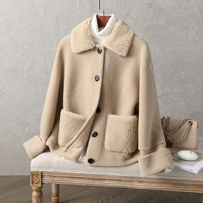 Haining Sheep Shearling Jacket for Women, Thickened, Short Style for Petite Figures, Lamb Wool, Fur Integrated, Granular Wool Fur, Winter
