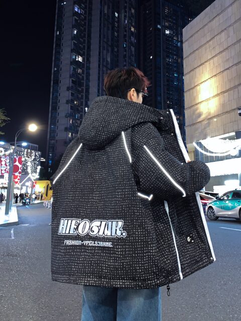 New Style down Jacket for Teenagers, Men's Winter Thickened Warm Coat, Striped Stylish Cold-Proof Clothing for Junior High School Students