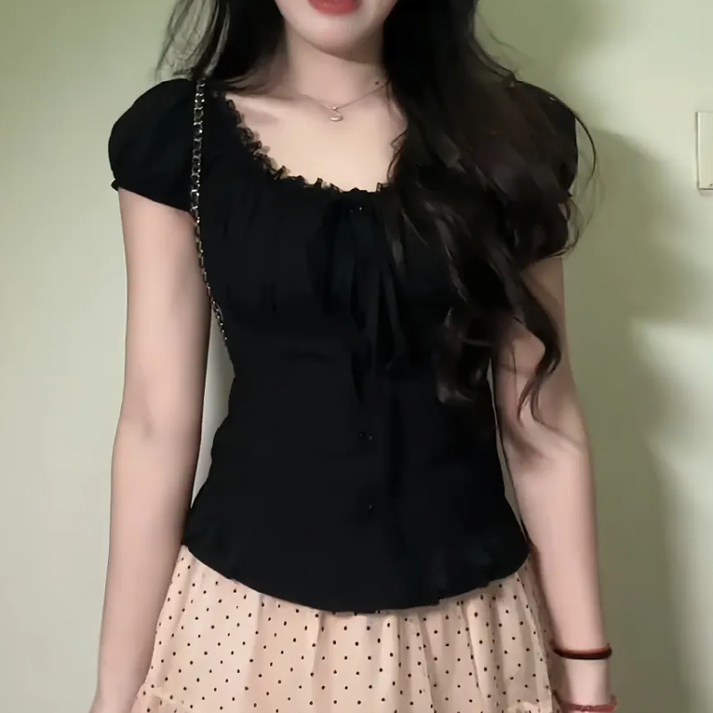 Plus-Size Lace-Trimmed Top for Women, Summer New Style, Unique and Super Stylish Shirt