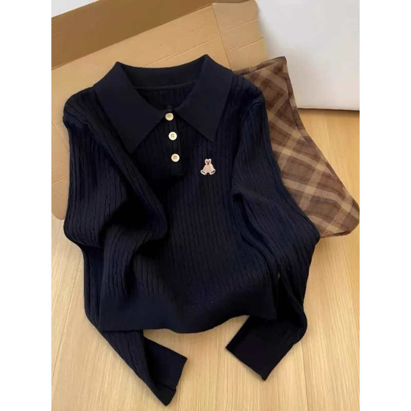 Plus-Size Youthful Bear Embroidery Polo Collar Sweater for Women, New Autumn Design, Loose Fit, Slimming Knit Top