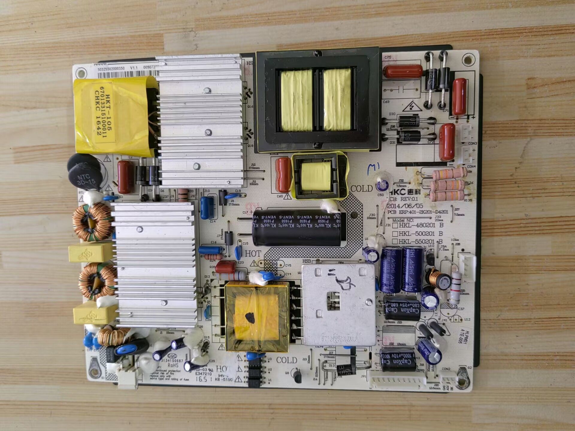 The original LQ55H71G LQ55A power board 401-2K20201-D4201 HKL-480201 500201 5