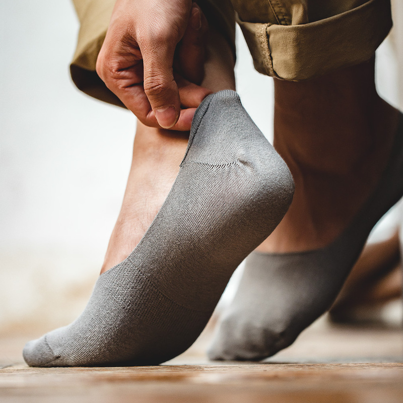 Madden Workwear American Style Invisible Boat Socks Silicone Non-Slip Short Socks Solid Color Breathable Low-Cut Thin Socks for Men Summer Madden Workwear American Style Invisible Boat Socks Silicone Non-Slip Short Socks Solid Color Breathable Low-Cut Thin Socks for Men Summer