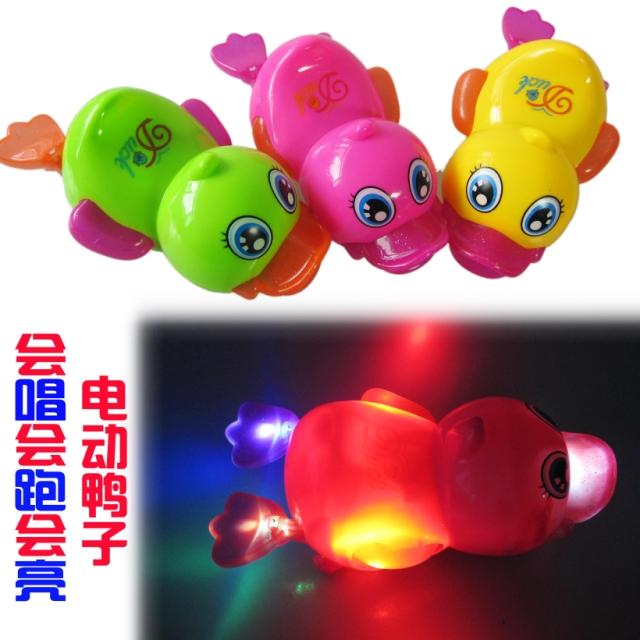 Electric Universal Duck Cartoon Singing Big Yellow Duck Swimming Duck Toys Novelty Children's Toys for Sale