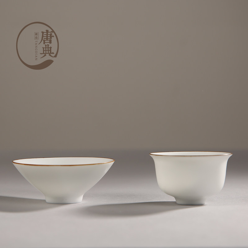 Lint white porcelain tea cup-fat white Kung Fu Cup handmade ceramic tea cup bucket hat tea Pu'er Cup