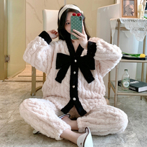 Coral Suede Pajamas Woman Autumn Winter Thickened flannel 2021 sweet and beautiful V collar small fragrant wind can be worn outside the home clothes