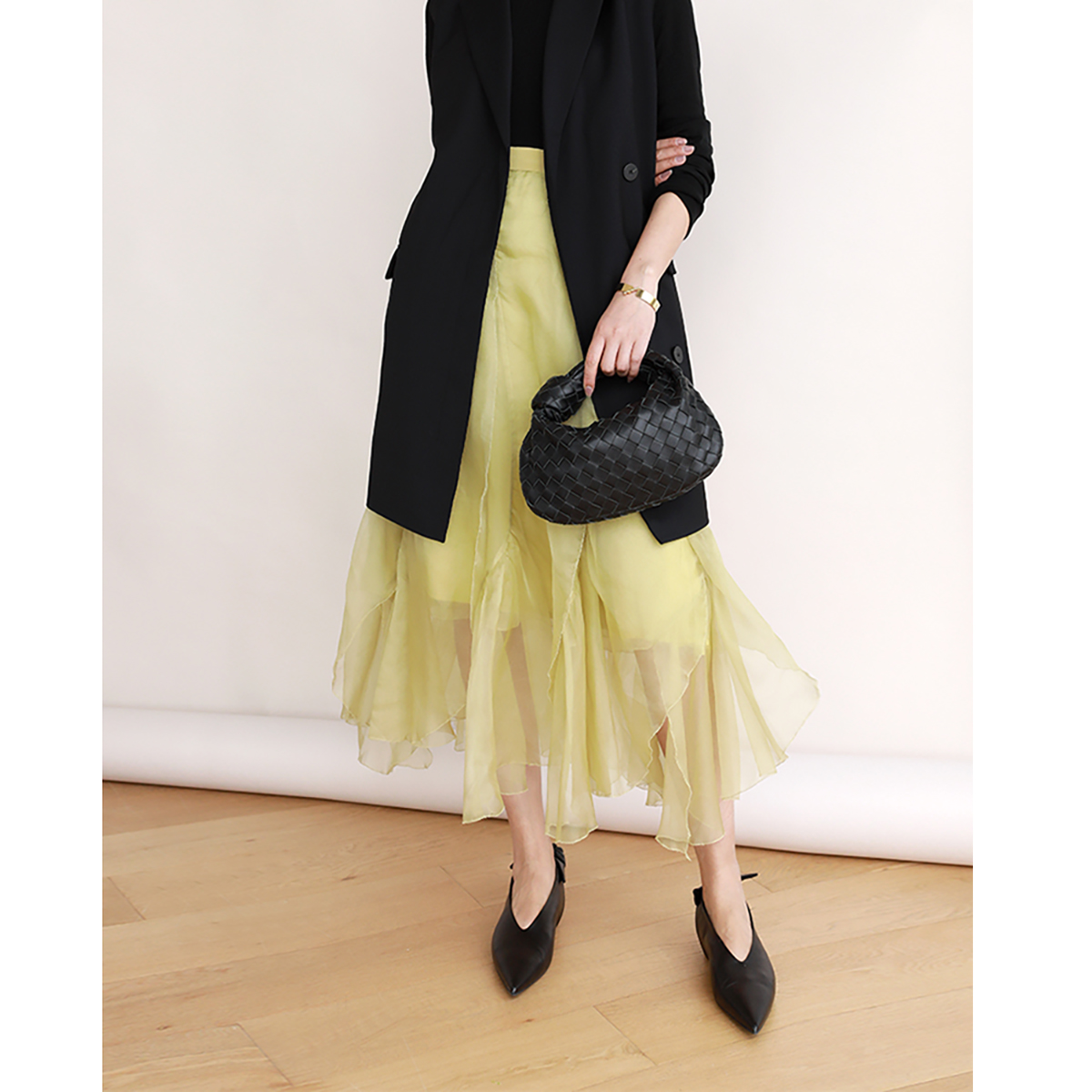 Lemon Chen contracts a spring-summer fairy-kissed lightweight silk orgon design feel multi-layered skirt