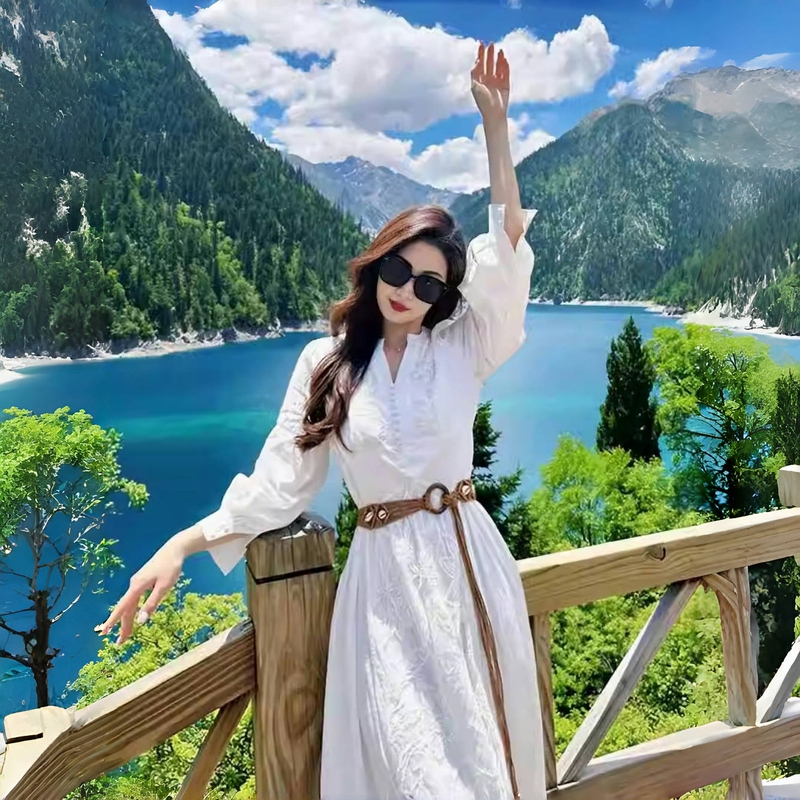 2026 Spring/Summer New Collection Yunnan Xinjiang Grassland Travel Photography Dress Exquisite Niche Design Embroidered Long Dress 2026 Spring/Summer New Collection Yunnan Xinjiang Grassland Travel Photography Dress Exquisite Niche Design Embroidered Long Dress