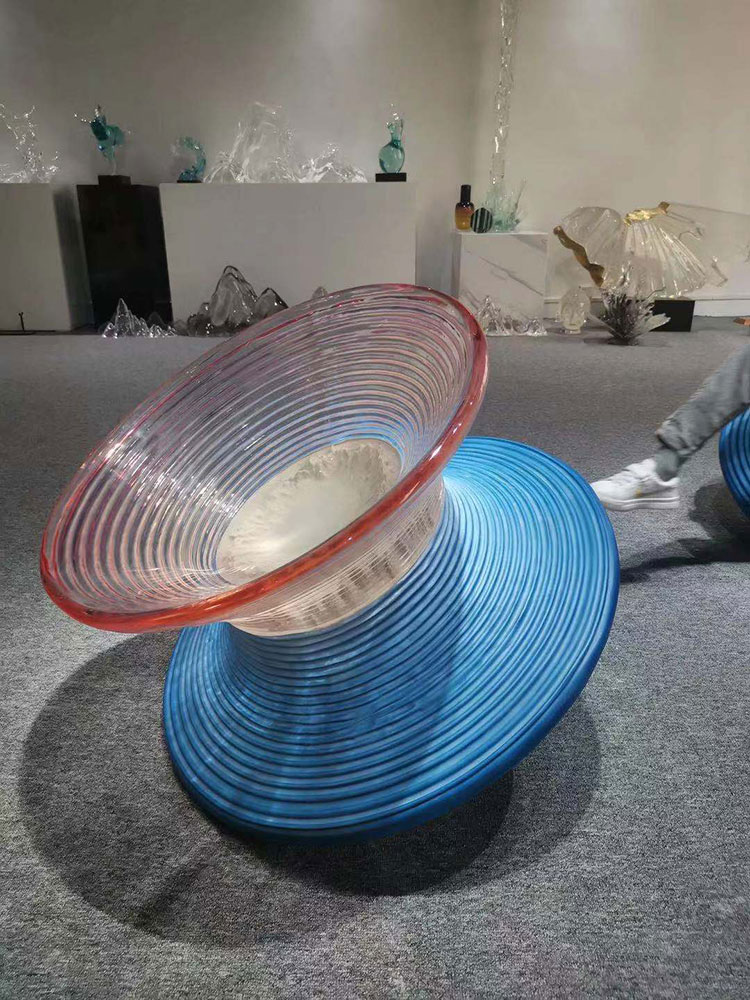 Modern creative platinum epoxy transparent resin gyroscope chair in red color pressed crystal white single chair furniture