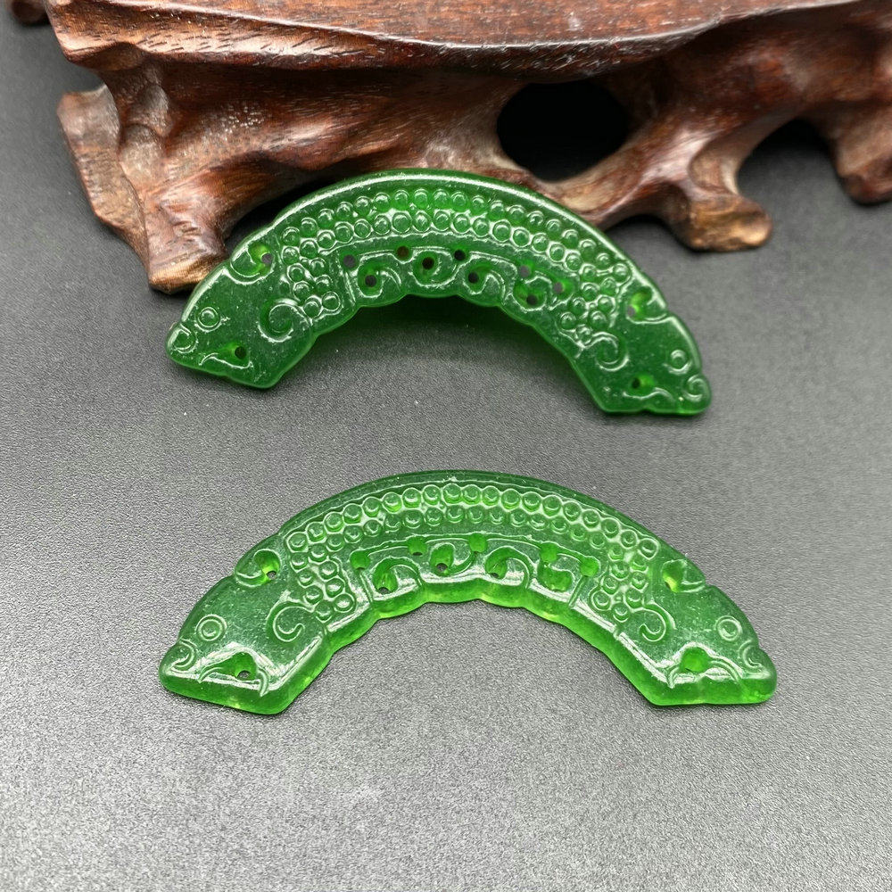 马来玉仿古双龙玉璜：穿越千年的奢华，解锁你的时尚新风尚！-其他-淘宝百科网