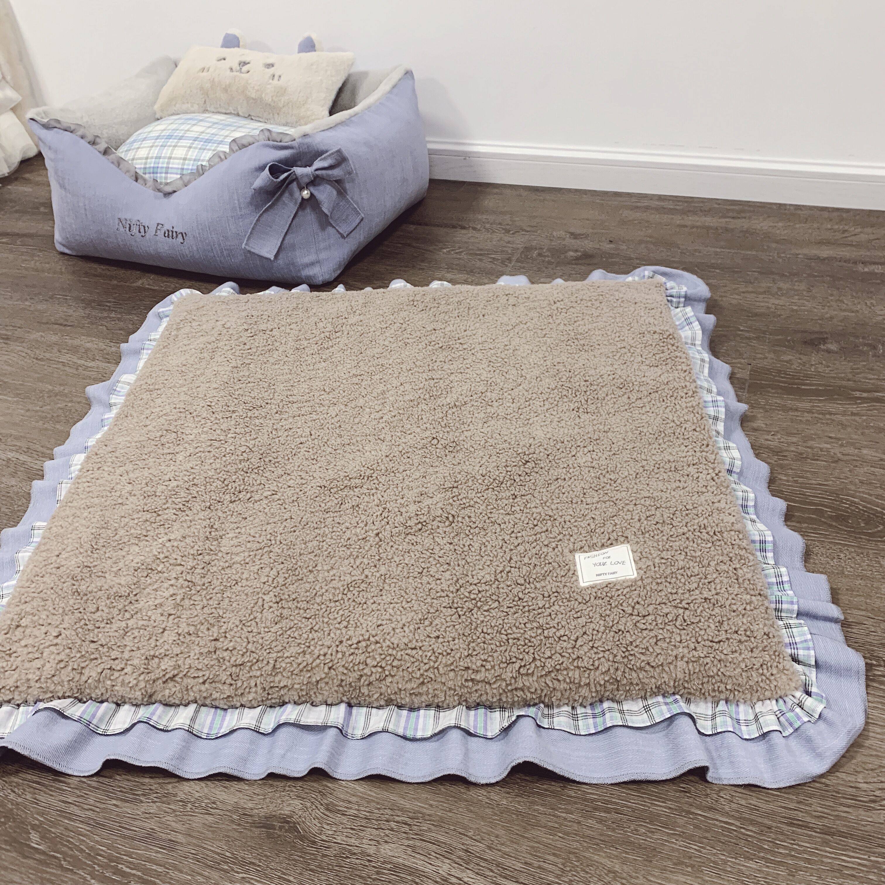 Minem Pets Autumn Winter Warm Fluff Mat Can Be Detached Wash Waterproof Net Red INS Marzis Small Dog Teddy