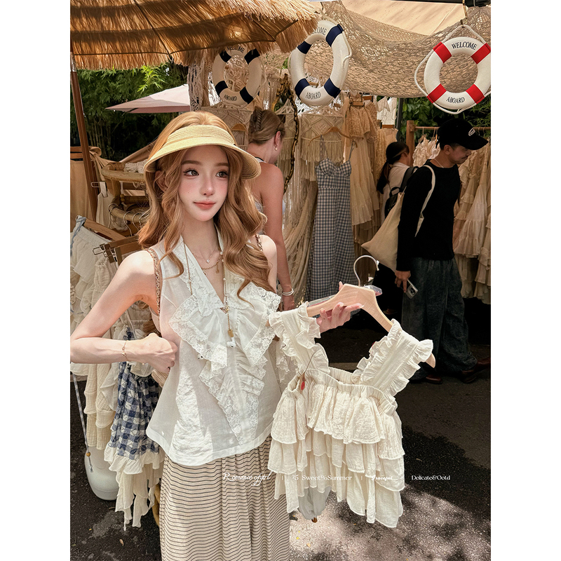 Romanceofgirl /Lacelinen Summer Antique Lace Lace-Up Top & Linen Lace Shorts Romanceofgirl /Lacelinen Summer Antique Lace Lace-Up Top & Linen Lace Shorts