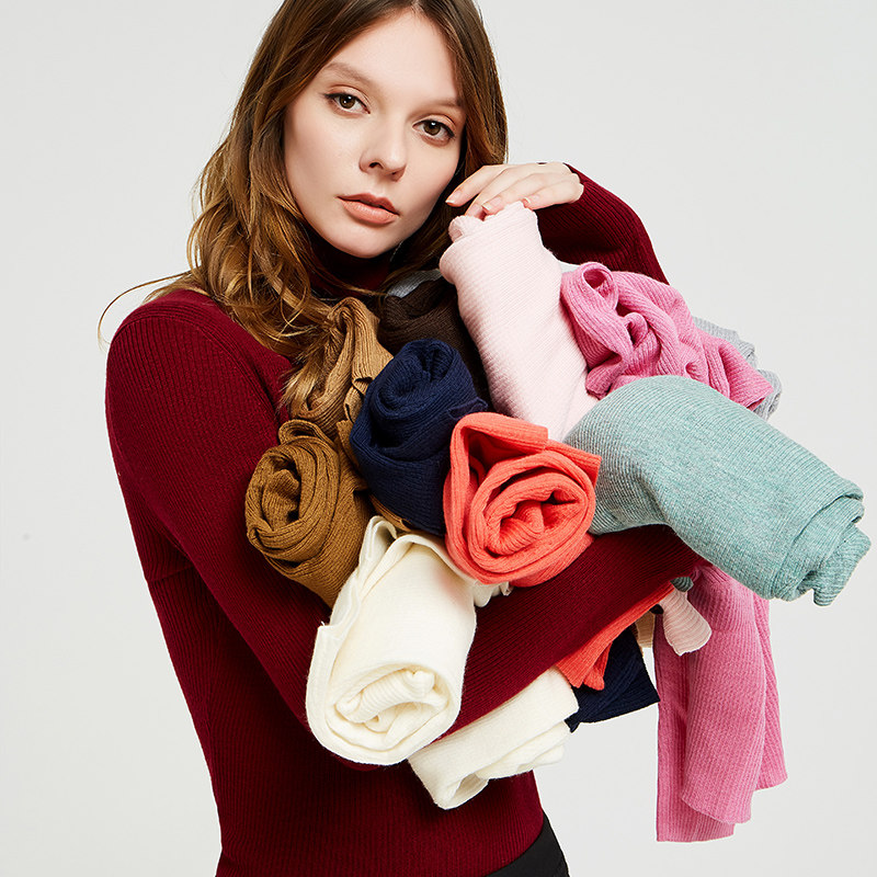 Women's clothing shooting models photographing models shooting knitted cashmere shirt products net filming female models