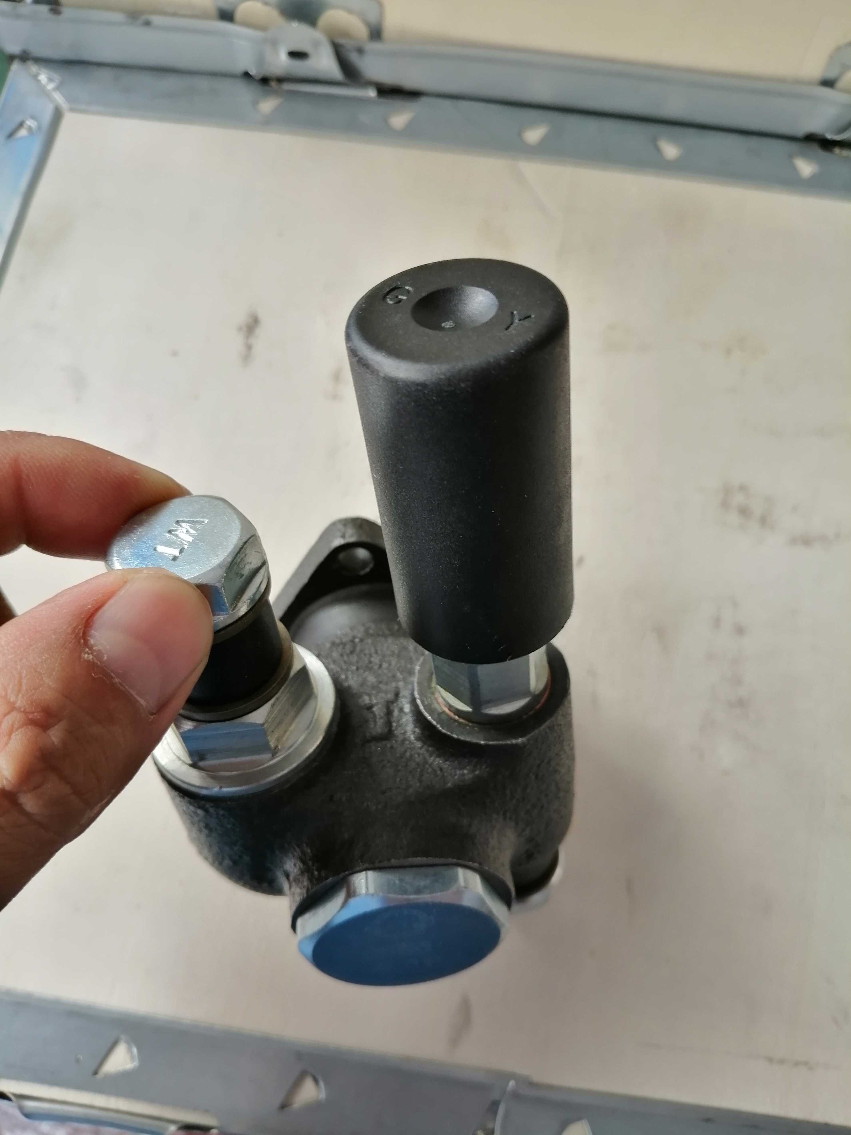 Yuchai Power Original plant 4100 4105 4105 4108 4108 4110 4110 Oil transfer pumps assembly 1TG301