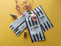 Flebao Yi cat food freeze-dried three-piece full-price full-period grain-free natural low-sensitivity high protein high-quality cat food