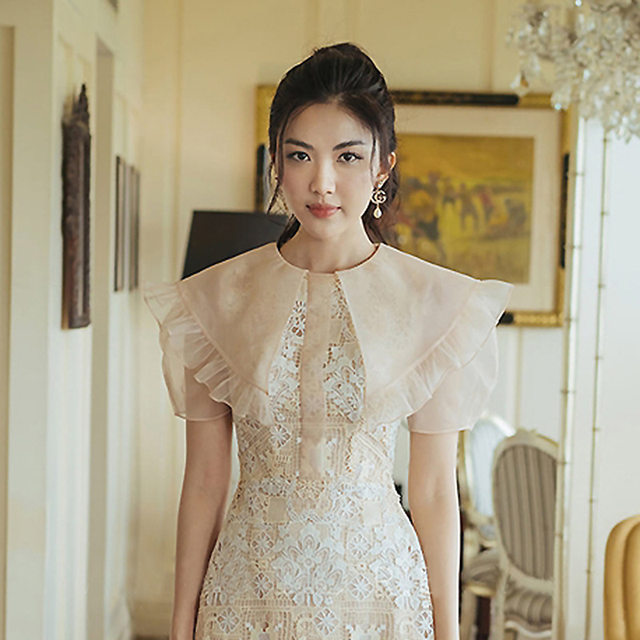 Vietnam and Thailand trendy brand 2022 summer new embroidery lace stitching large lapel ruffled lady French dress