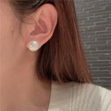 Серьги из жемчуга, клипсы, 2024 года, популярно в интернете, без проколов ушей