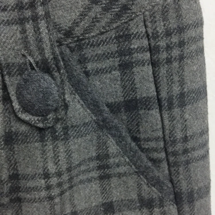 Quần soóc kẻ sọc của SDEER quần short len ​​mùa thu và mùa đông phá vỡ mã đặc biệt quần short nữ lưng cao