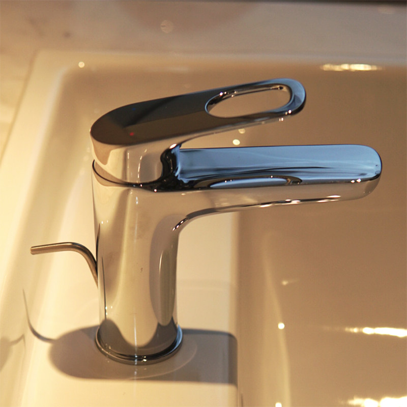 TOTO Single-hole faucet DL362 Washbasin Faucet DL362-2 Hot and cold water faucet DL362-1 Washbasin faucet