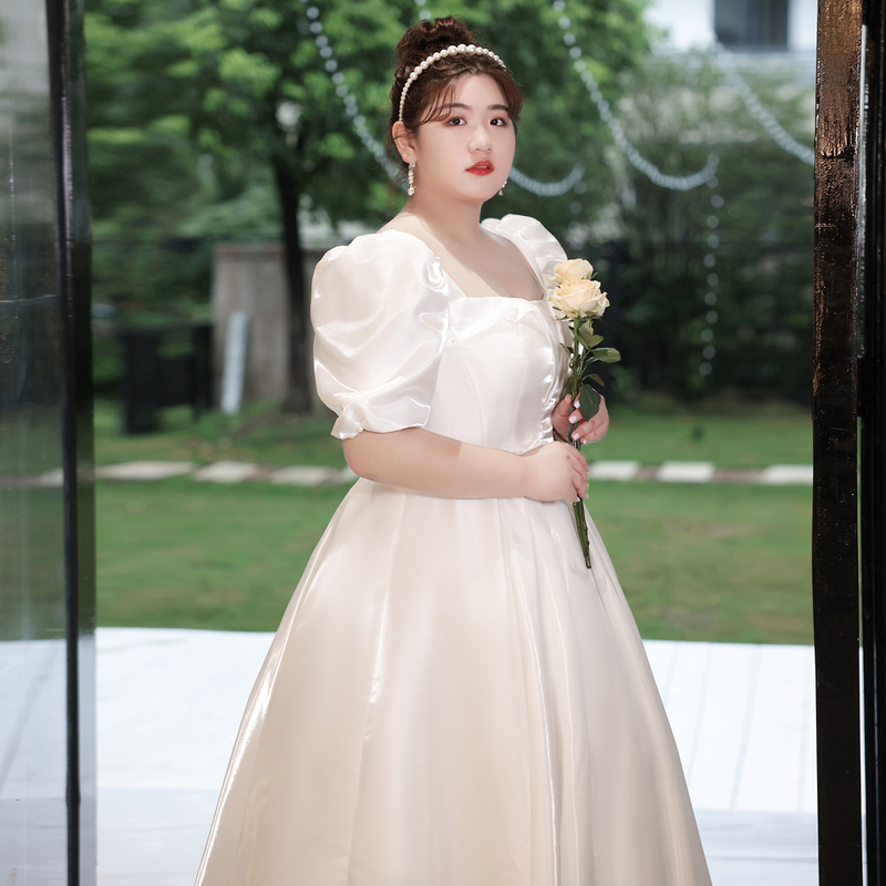 Satin Light Wedding Dress Plus Size for Chubby Women 100kg High-End French Style Bride Going Out Main Wedding Dress Slimming Photo Studio Theme