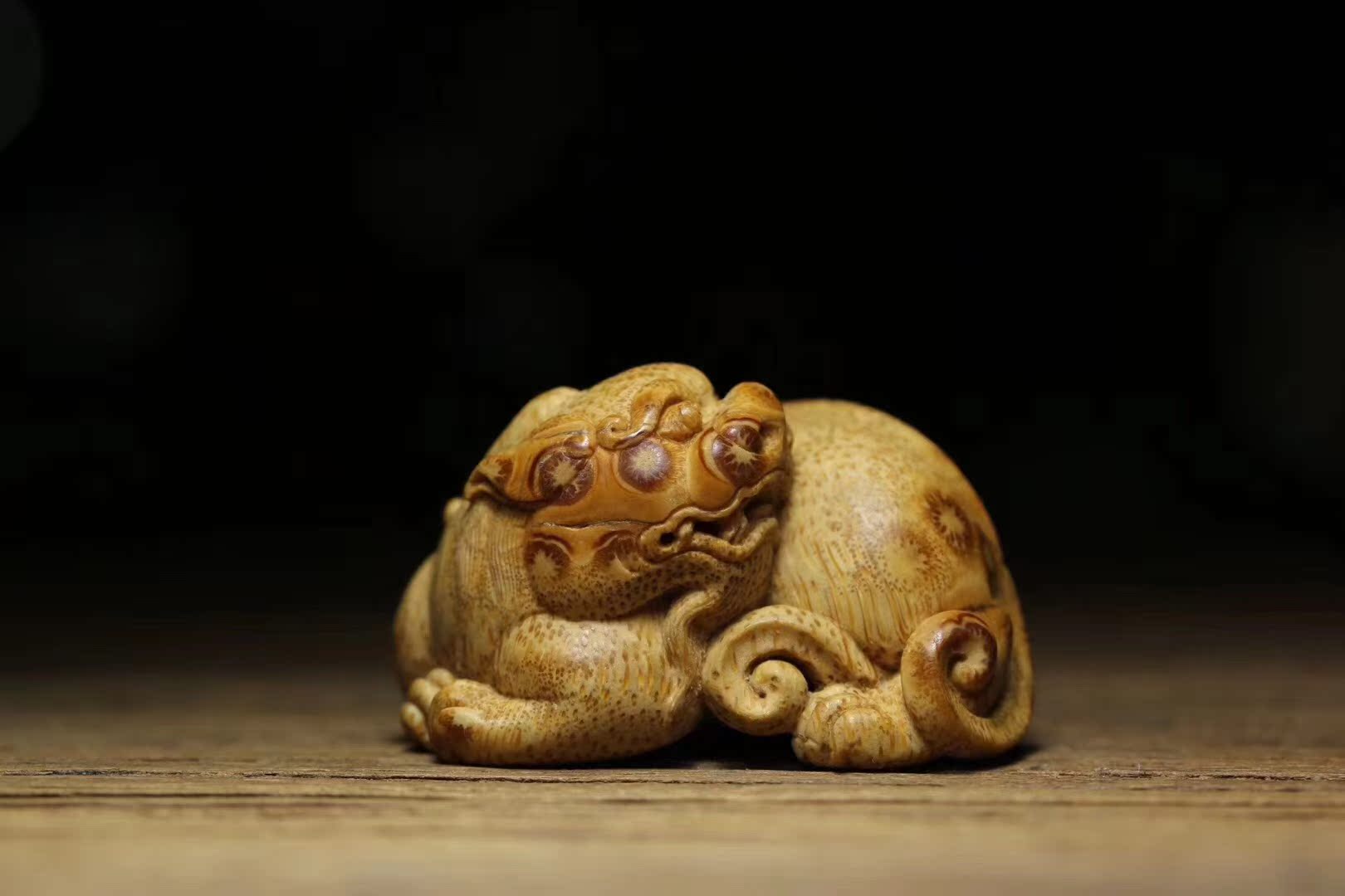 Stubborn Bamboo Hall Bamboo Carving Pixiu Rui Beast Boutique Animal Bamboo Root Carving Handle Pieces Famous Wenzhu Wenfang Small Ornament