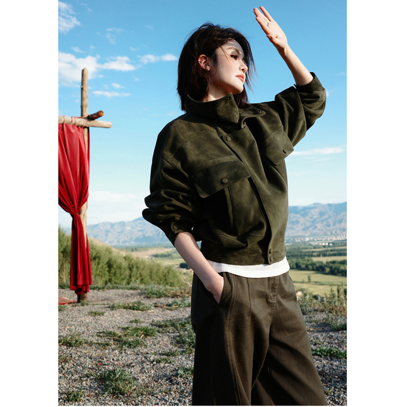 Btrs M丨Imported Soft and Delicate Suede Stand-Up Collar Jacket, Vintage Short Biker-Style Suede Coat Btrs M丨Imported Soft and Delicate Suede Stand-Up Collar Jacket, Vintage Short Biker-Style Suede Coat