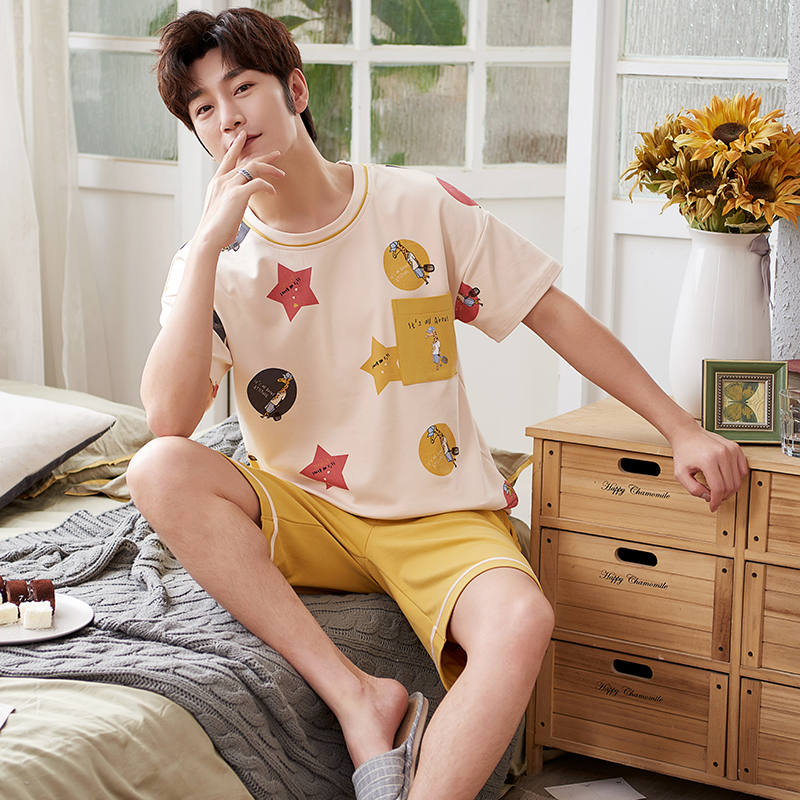 Bộ đồ ngủ Mens Summer bông Shorts Thin Teen Home Mang Cartoon mùa xuân và mùa thu mùa đông Hai mảnh Set.