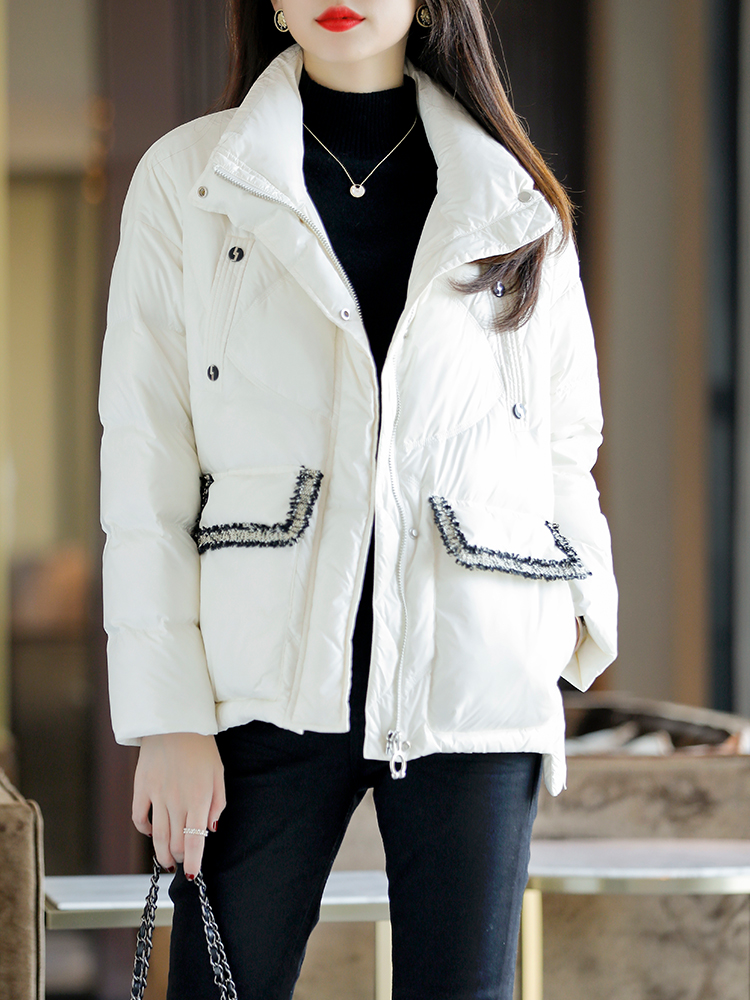 JOLIMENT is delicate and elegant in the bones, with a natural luster to make your complexion soft and even