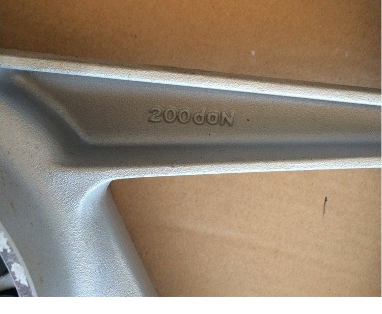 Áp dụng cho Sundiro Honda SDH125-50 Jin Fengrui bánh sau vành nhôm phía sau bánh xe màu xám - Vành xe máy bánh mâm xe máy wave