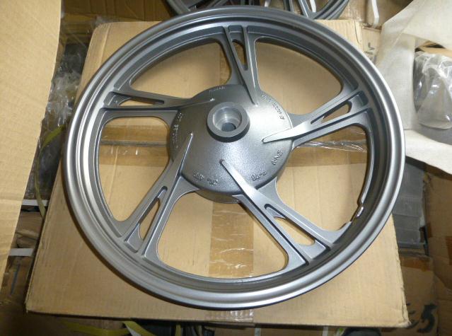 Áp dụng cho việc xây dựng vòng thép phía trước Yamaha Jinhu SR150 vòng thép phía trước JYM150 vòng thép phía trước bánh trước trung tâm bánh trước - Vành xe máy banh mam