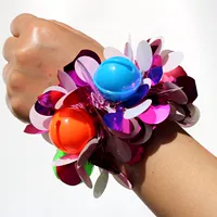 Роза красная