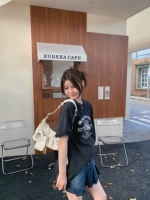 Белая подвеска