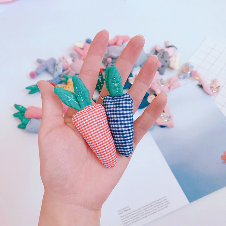 Harajuku Nhật Bản cô gái trái tim dễ thương trâm vải hoạt hình vải cà rốt huy hiệu túi vải phụ kiện pin mặt dây chuyền ghim cài áo cao cấp