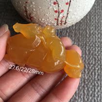 Natural jade immediately seals the monkey handlebar piece Huanglongyu to play the horse to success