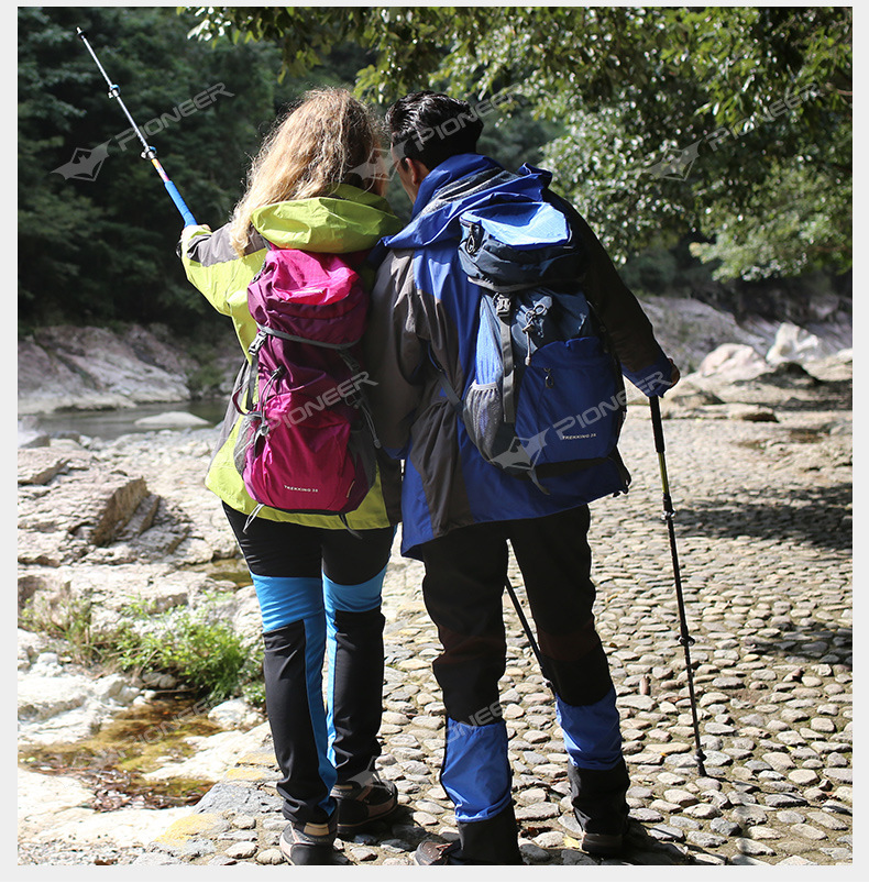 Trailblazer trekking cực Carbon siêu nhẹ telescopic giảm xóc ngoài trời xử lý thẳng siêu nhẹ khóa ba phần leo núi đi bộ gậy - Gậy / gậy gậy leo núi carbon