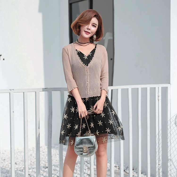 Mùa hè 2018 áo len mới của phụ nữ áo len mỏng ngắn khăn choàng nhỏ điều hòa áo sơ mi áo khoác rỗng băng lụa chống nắng quần áo
